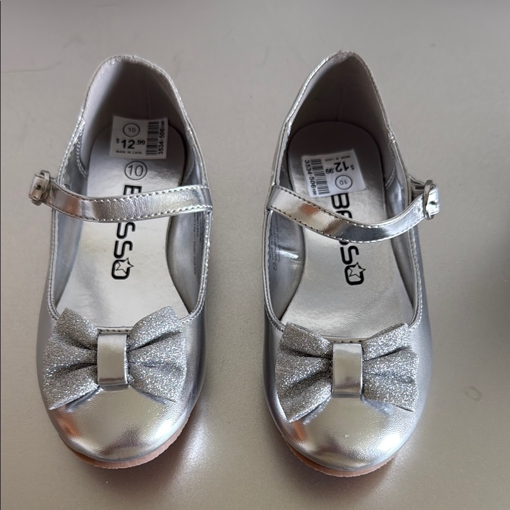 Silver Dress Shoes with Bow Detail